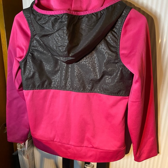 Girls North Face Jacket - Picture 3 of 4